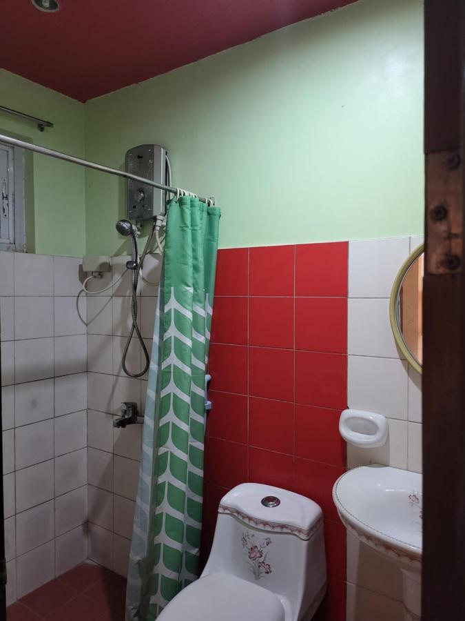 Rooms R Us - Voyagers Palace プエルト・プリンセサ エクステリア 写真